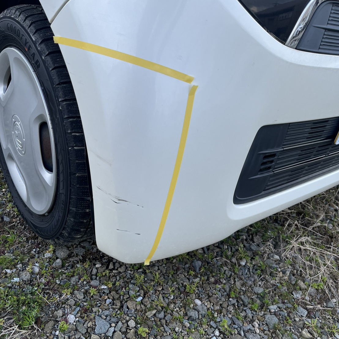 バンパーA4サイズ傷